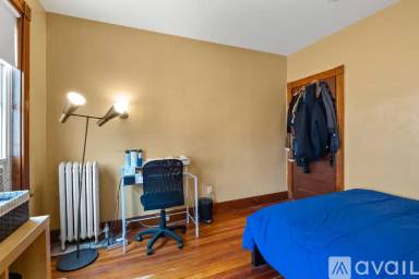 Main picture of 52 Chester Ave