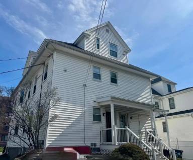Main picture of 137 Whitwell St