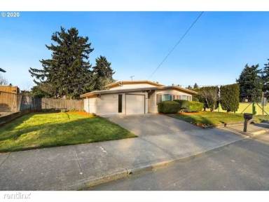 Main picture of 1515 NE 172nd Ave