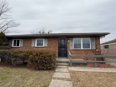 Main picture of 1950 Enderly Dr