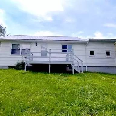 Main picture of 2647 Meadow Creek Rd