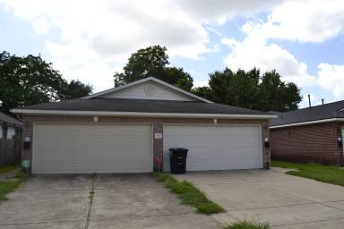 Main picture of 3515 Canfield St