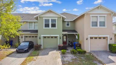 Main picture of 2075 Cypress Bay Blvd