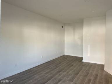 Main picture of 221 Rockaway Ave