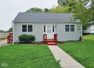 Main picture of 139 N 11th Ave