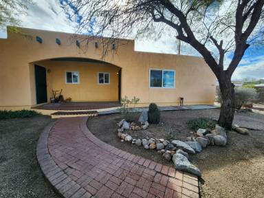 Main picture of 2365 W Wagon Wheel Dr