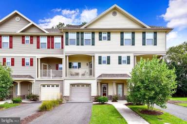 Main picture of 29555 Phoenix Ave
