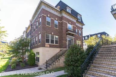 Main picture of 714 River Mist Dr