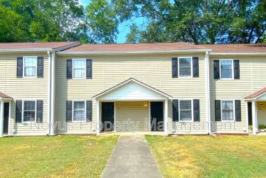 Main picture of South Ridge Apartments