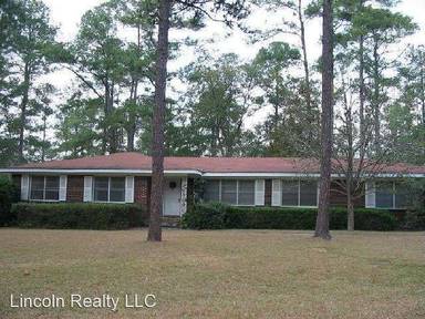 Main picture of 5 Lakeview Cir
