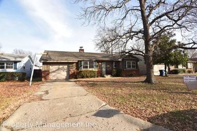 Main picture of 309 N Ohio St