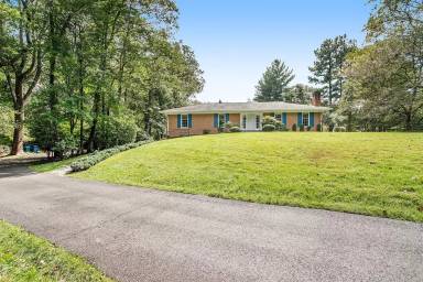 Main picture of 9801 Orchid Cir