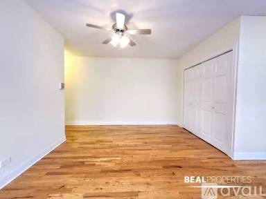 Main picture of 815-23 W Cornelia Ave