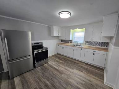 Main picture of 115 Northern Ave