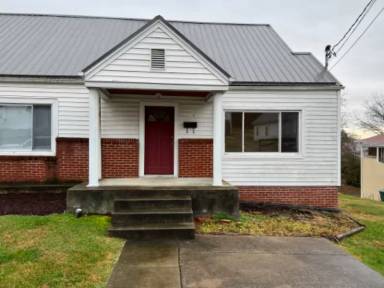 Main picture of 205 Unaka St