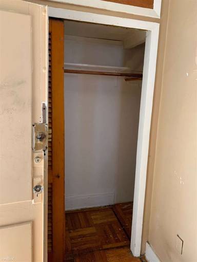 Main picture of 1754 77th St