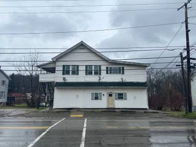 Main picture of 3338 N Main St