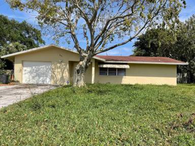 Main picture of 8640 Sunset Dr