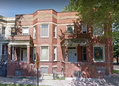 Main picture of 6502 S Rhodes Ave