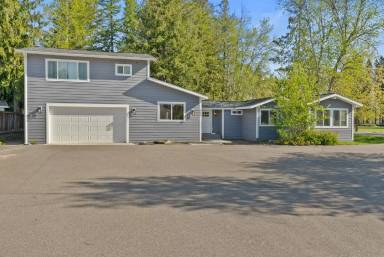 Main picture of 900 Westwood Dr