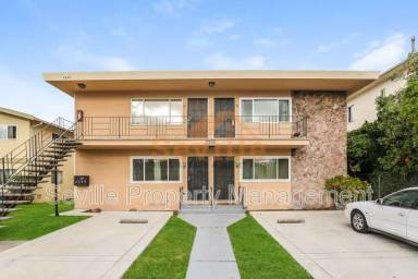 Main picture of 2950 Stanton St