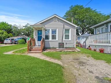 Main picture of 907 Oliver Ave