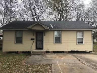 Main picture of 3648 Beechwood Dr