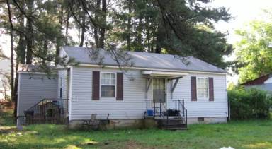 Main picture of 1549 Cleburne Pkwy