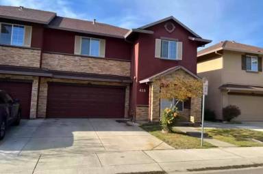 Main picture of 415 Hetherington Cir