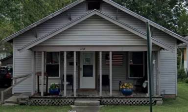Main picture of 1209 W Laurel St