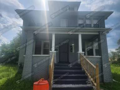 Main picture of 9839 Woodside St