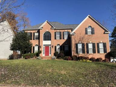 Main picture of 10338 Elven Ln