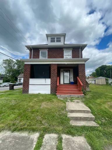 Main picture of 247 Cedar Ave
