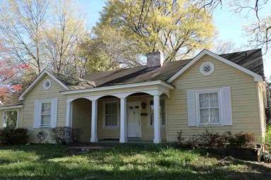 Main picture of 2297 Jackson Ave