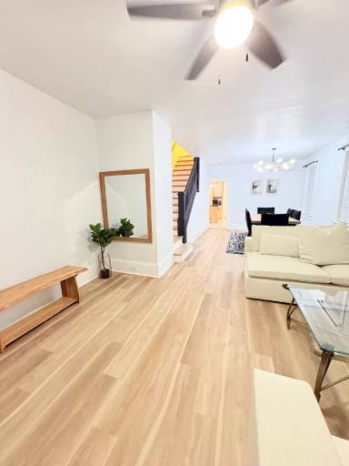 Main picture of 1136 Wood Ave