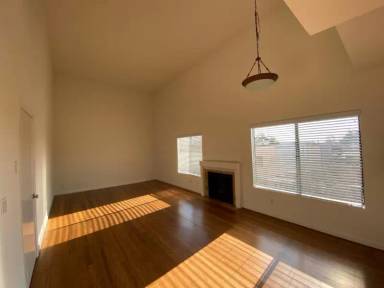 Main picture of 1819 Greenfield Ave