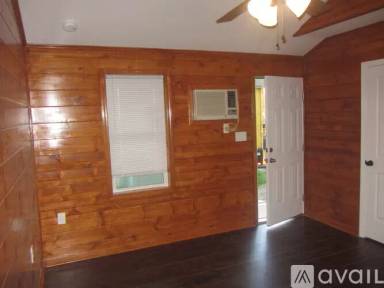 Main picture of 15091 Fort Campbell Blvd
