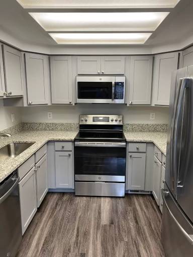 Main picture of 6443 S Havana St
