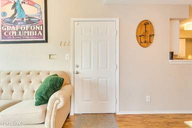 Main picture of 3121 Sondra Dr