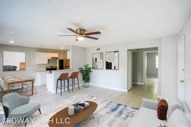 Main picture of 500 E Weatherbee Rd