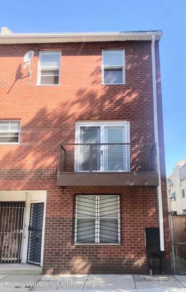 Main picture of 1107 Bainbridge St