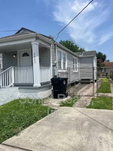 Main picture of 2605 Saint Anthony St