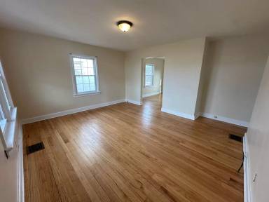 Main picture of 3410 Campbell Ave