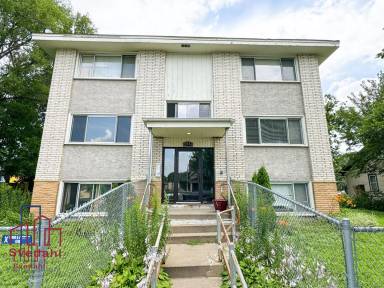 Main picture of 3021 Longfellow Ave
