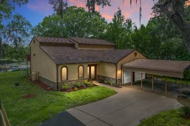 Main picture of 20258 Lakes Edge Ln