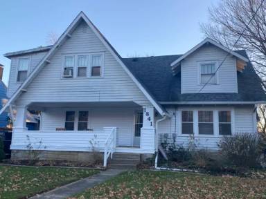 Main picture of 1841 E 5th St