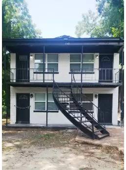 Main picture of 760 Richmond Ave