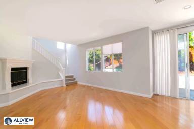 Main picture of 7 Windarbor Ln