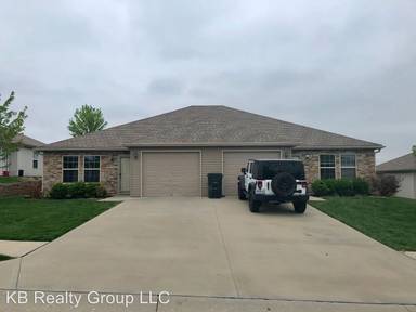 Main picture of 134 SW Rock Garden Ln