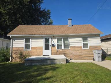Main picture of 23105 Vance Ave